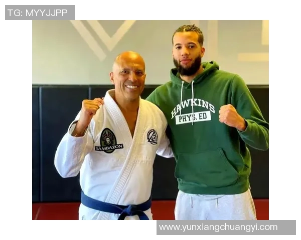 从篮球场到拳击台篮球明星的华丽转身与挑战之路